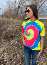 Load image into Gallery viewer, Buffalo Script Tie Dye Tee
